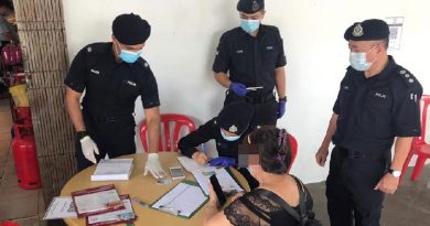 ◤复管令SOP◢ 打包食物没扫MySejahtera  妇女业者都接罚单