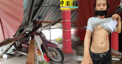 躲雨雨棚突倒塌  男子及时闪开捡回一命
