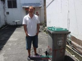 梁证法：游客找不到丢沟渠 应增垃圾桶