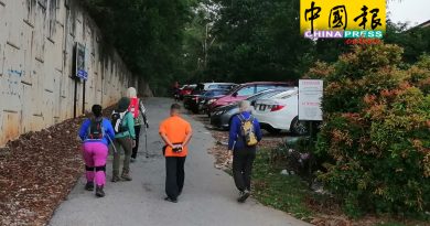 爬熊山  勿群聚 登山客请保持距离