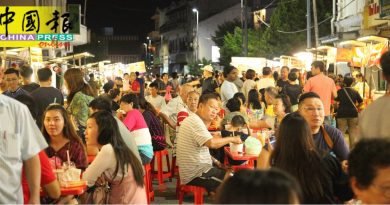 祈安美食街开跑人潮涌  沉睡多年老街苏醒了