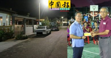 邱培栋：向财政部申请紧急拨款     展开水供中期工程解水荒