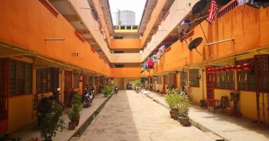 走廊没电供有蛇和毒虫 民生问题多住不安