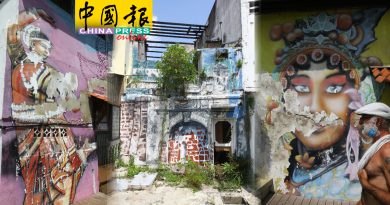 甲河壁画  褪色 美化不成恐影响市容