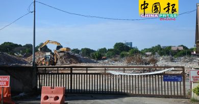 【今日马六甲头条】 仙特拉巴刹拆后发展待定  原址或建多层泊车场