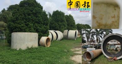 涵管积水 滋长蚊虫  蔡求伟促承包商移走建材