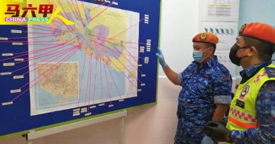 甲民防局鉴定124水灾黑区    随时出动展开救援工作