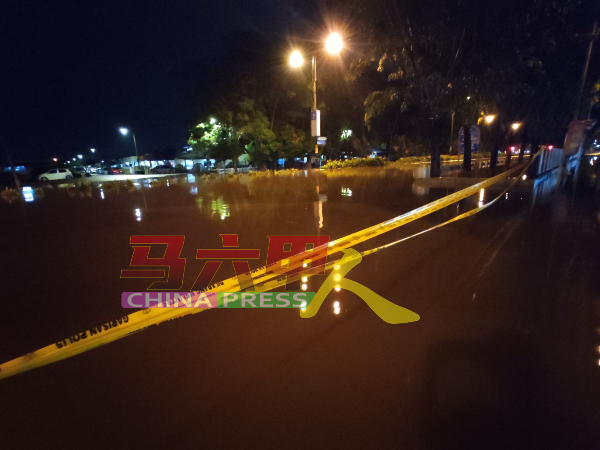 峇株安南路靠近新马六甲花园的路段，于周三晚上约7时封锁，车辆不得通行。