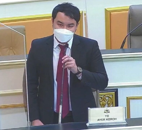 郭子毅参与提呈马六甲2022年财政预算案辩论。