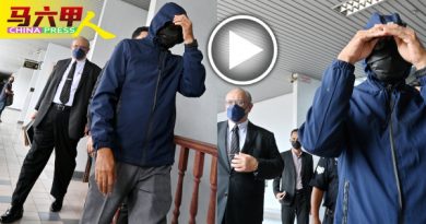 娱乐场所偷偷开   塞2万贿赂警局局长