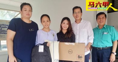 贫寒两姐妹艰苦学习  GJH集团允诺助深造