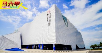 甲剧场  月尾可公演了 调整舞台   缩减座位