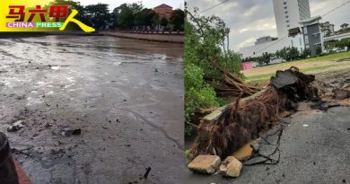 凌晨豪雨 河水倒灌 水 淹 甲市数区