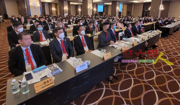400名会员参与在马六甲举办的常年会员代表大会。
