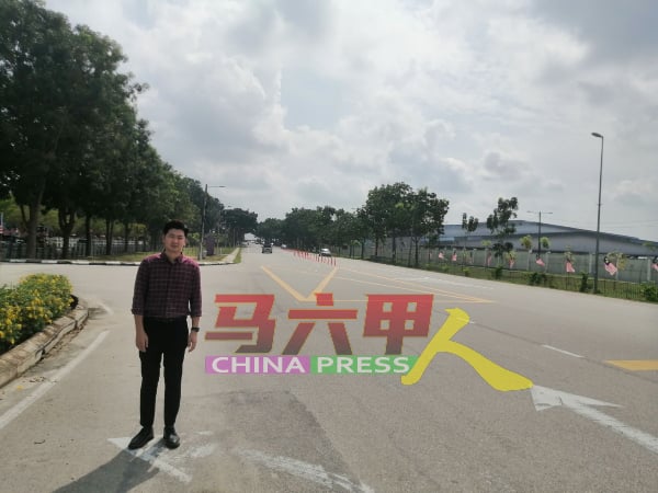 郑添麟指接到许多道路使用投诉。