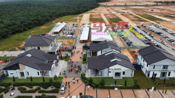 ■野新望万Bandar Botani Parkland发展计划提供多款房屋选择。