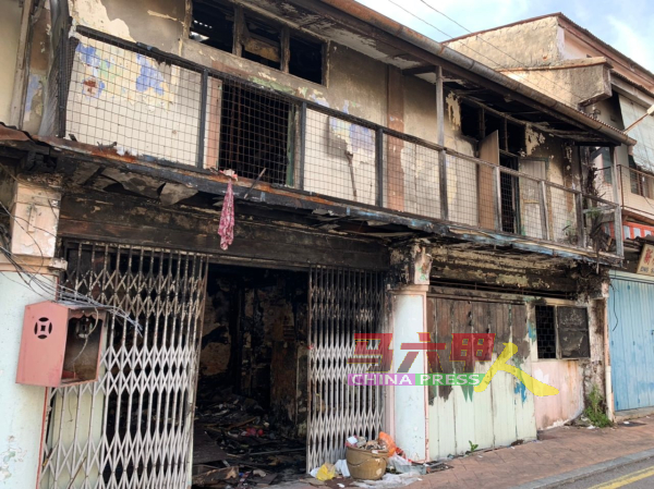 老街在6月初发生夺命火灾，夺走一名老妇的性命，案发单位的建筑为半砖木屋。