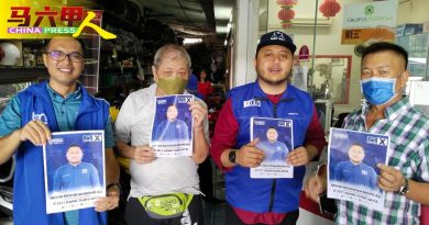 末立端允常會見選民     不做“快熟面代議士”