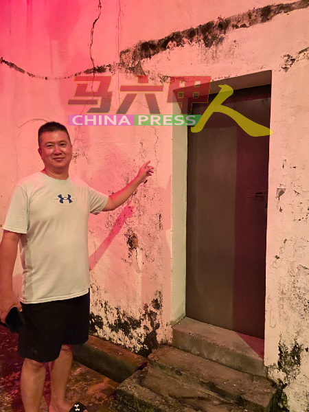 王志忠告诉《中国报》，巷子的数个门口将贴上对联，营造复古气息。