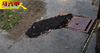 消防栓旁属公共设施保留地    修水管   只能简单善后
