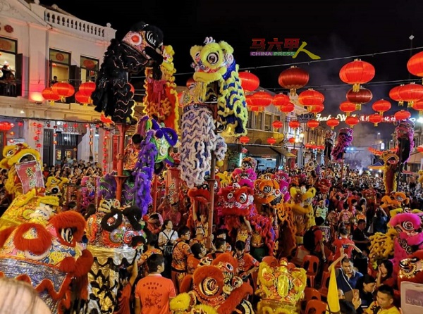 ■即将上演的武术龙狮大闹元宴盛会，将献上68头瑞狮在高青柱上同步舞的盛况。