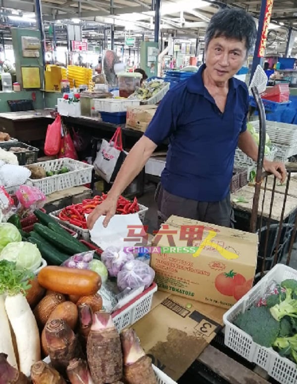 ■黄绍坚：马六甲市场蔬菜有50%是来自甲州供应。