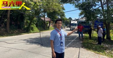 重型罗厘扯断路中电线 交通中断逾3小时