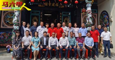 史亚狮： 福建会馆天福宫    二合为一  吸引游客