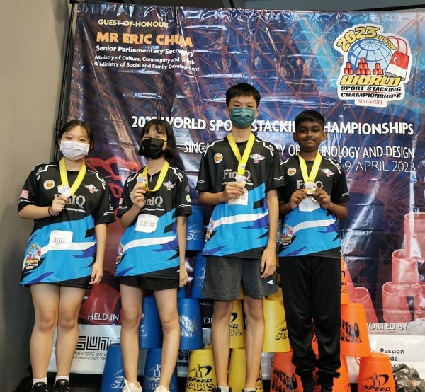 马六甲及柔佛州选手组成接力队伍，参加新加坡世界赛，并且取得殿军。