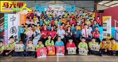 连续19年赞助拉朗华小《中国报》 钟海权：掌握课外知识