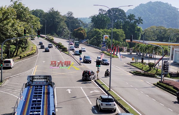 一旦落实改道，来自市区往爱极乐方向的车辆，不再允许右转入同韾园及Ciptaco花园。