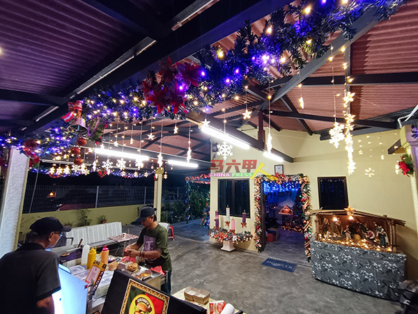 ■葡萄牙村的一些食肆也为圣诞节进行布置，气氛浓厚。