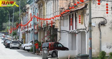 轮值李氏宗祠布置挂灯笼  三宝井社区红彤彤