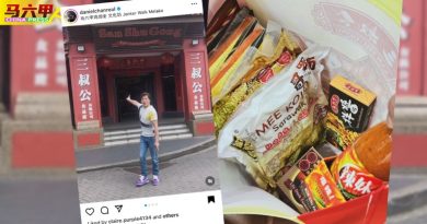 港星陈晓东现身古城  逛鸡场街 买土产 吃鸡饭粒