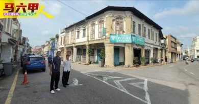 板底街及吉灵街路口    配合改道  缺指示牌