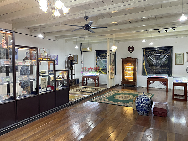 ■甲州首家“马六甲钱币文物馆”，展出1000种各类古币及钞票。