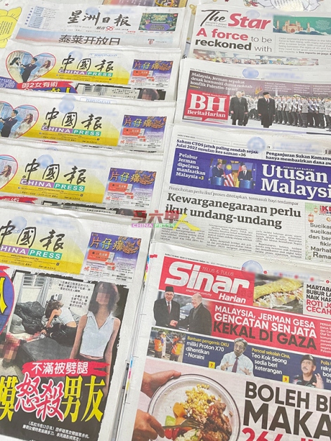除了中文报章，华校也添购英文及马来文报章。