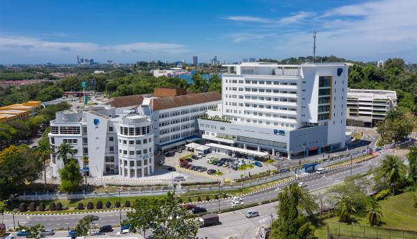 甲爱极乐班台医院获选为大马2024年最佳医院之一。