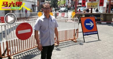 吉灵街商家   要求取消永久性改道
