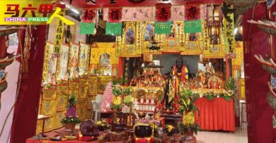 傅镇业：66友宫参与    建醮 祈求风调雨顺