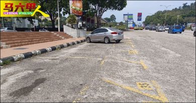 首长：开斋节送好康 免费泊车  罚单折扣