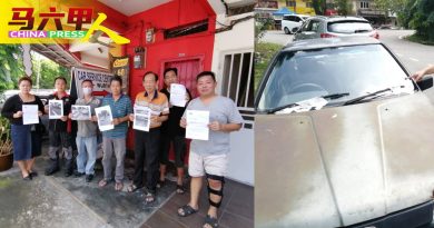 数十辆废弃车泊商业区  商家冀市议会采取行动