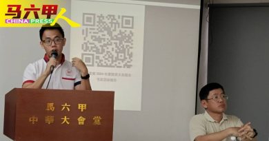 鼓励华裔多生育    送孩子读华小 骆文杰：支持华文教育