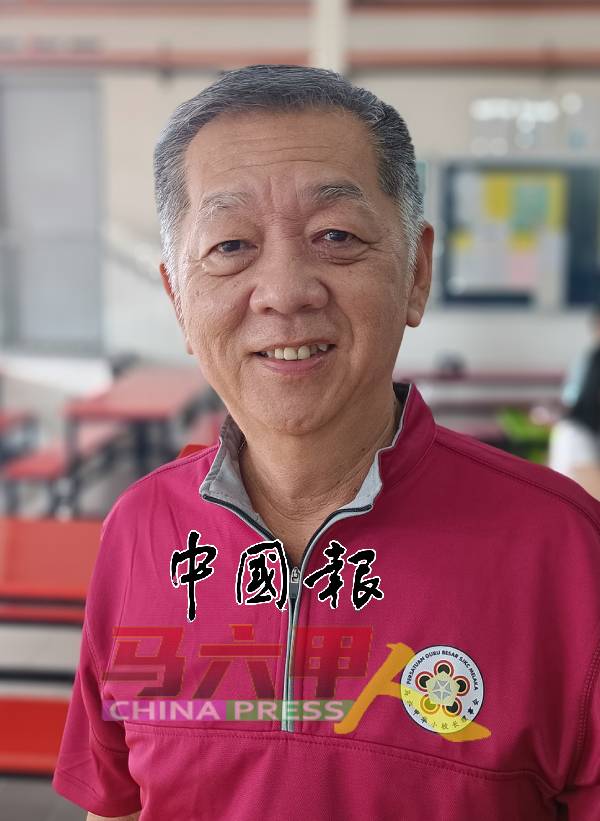 甲華小校長理事會主席韓斌元校長。