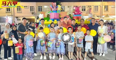 玛琳美食镇中秋晚会 民众踊跃响应  场面热闹