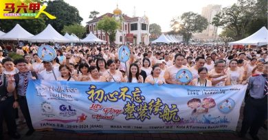 肯纳儿义走活动好热闹 逾2000人跟着 “初心” 走