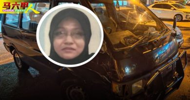客货车突驶出路惹祸 摩哆被撞  夫妻一死一伤