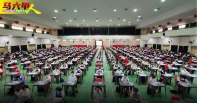 培中575人考入学试     比往年增近百人