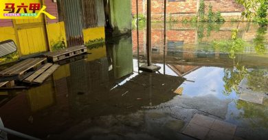 遭邻居恶意封闭排水口    甘榜双溪布达住户饱受水灾一年