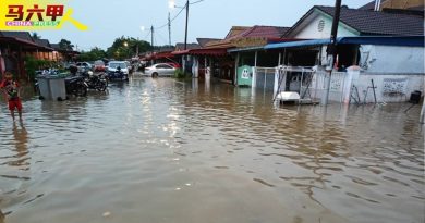 大雨碰上河水涨 武吉南眉数花园水灾